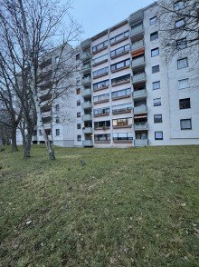 Hausansicht Front Helle 4-Zimmer-Wohnung in Zirndorf-Weiherhof - 7. Etage mit Weitblick