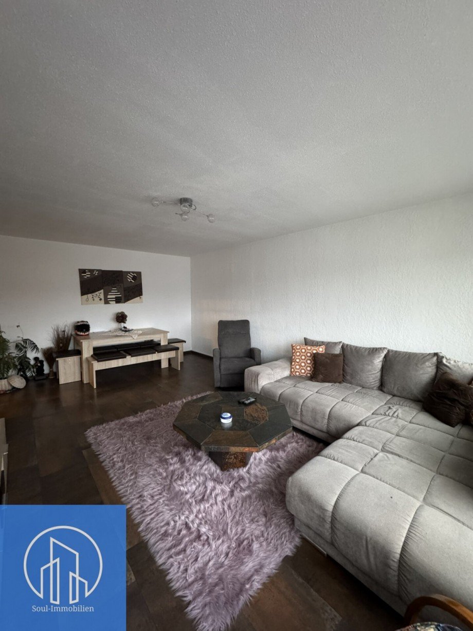 Wohnzimmer 1 Etagenwohnung Zirndorf