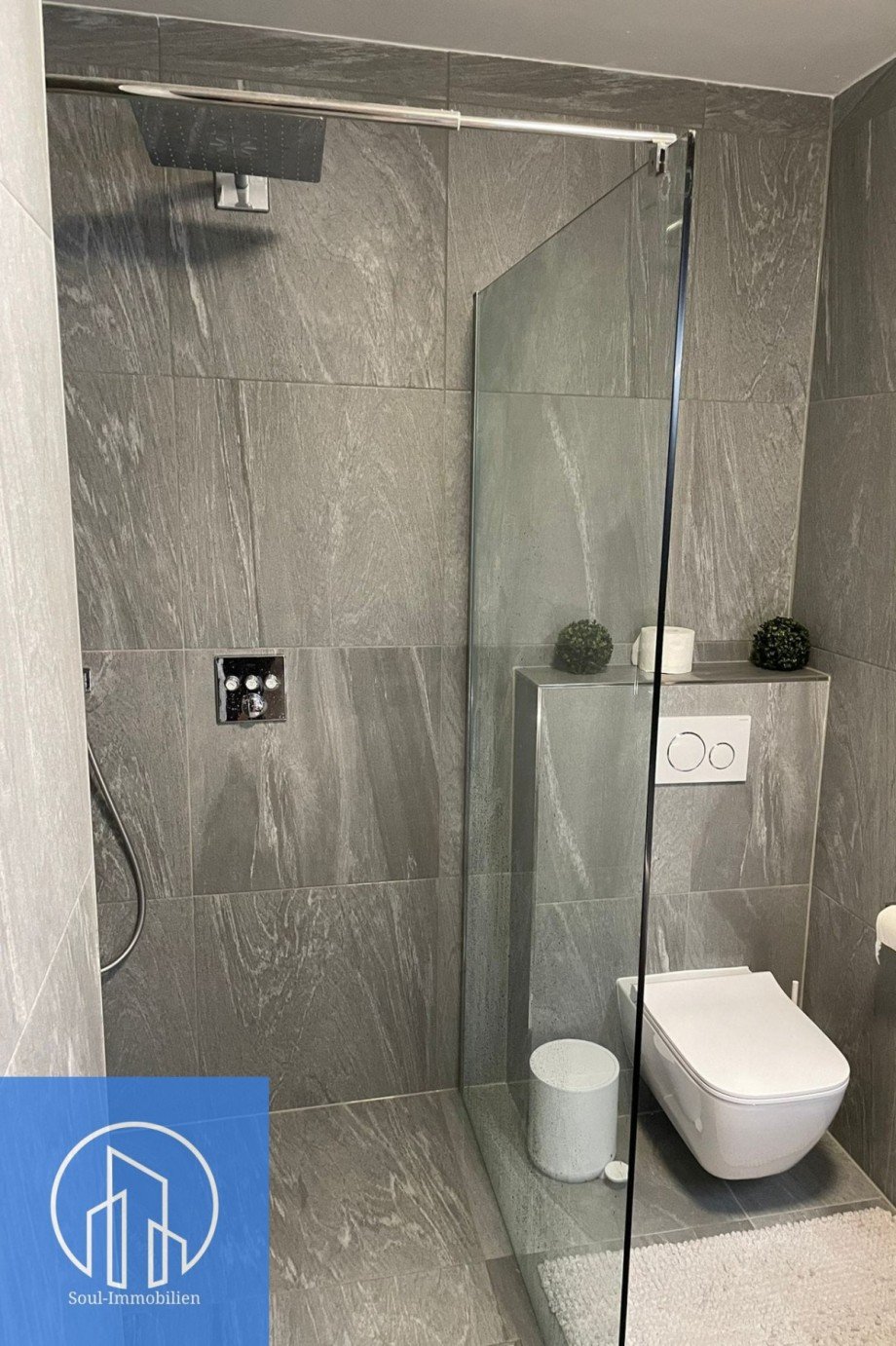 Badezimmer Obergeschoss 1.1 Einfamilienhaus Windsbach