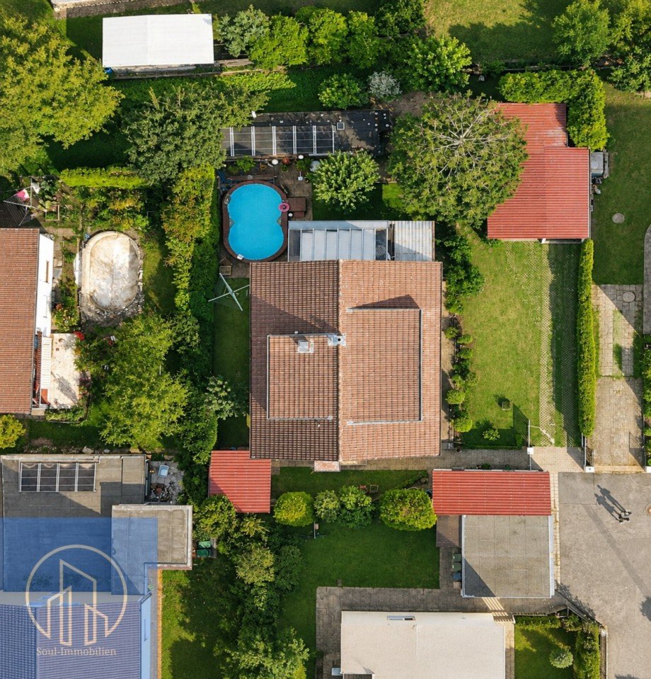 Drohnenaufnahme Mehrfamilienhaus Hersbruck
