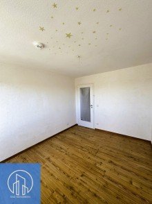 Kinderzimmer 1.0 Lichtdurchflutete 3-Zimmer-Wohnung mit 3 Balkonen, Aufzug & Garage - Wohnen mit Weitblick 90427 Nbg