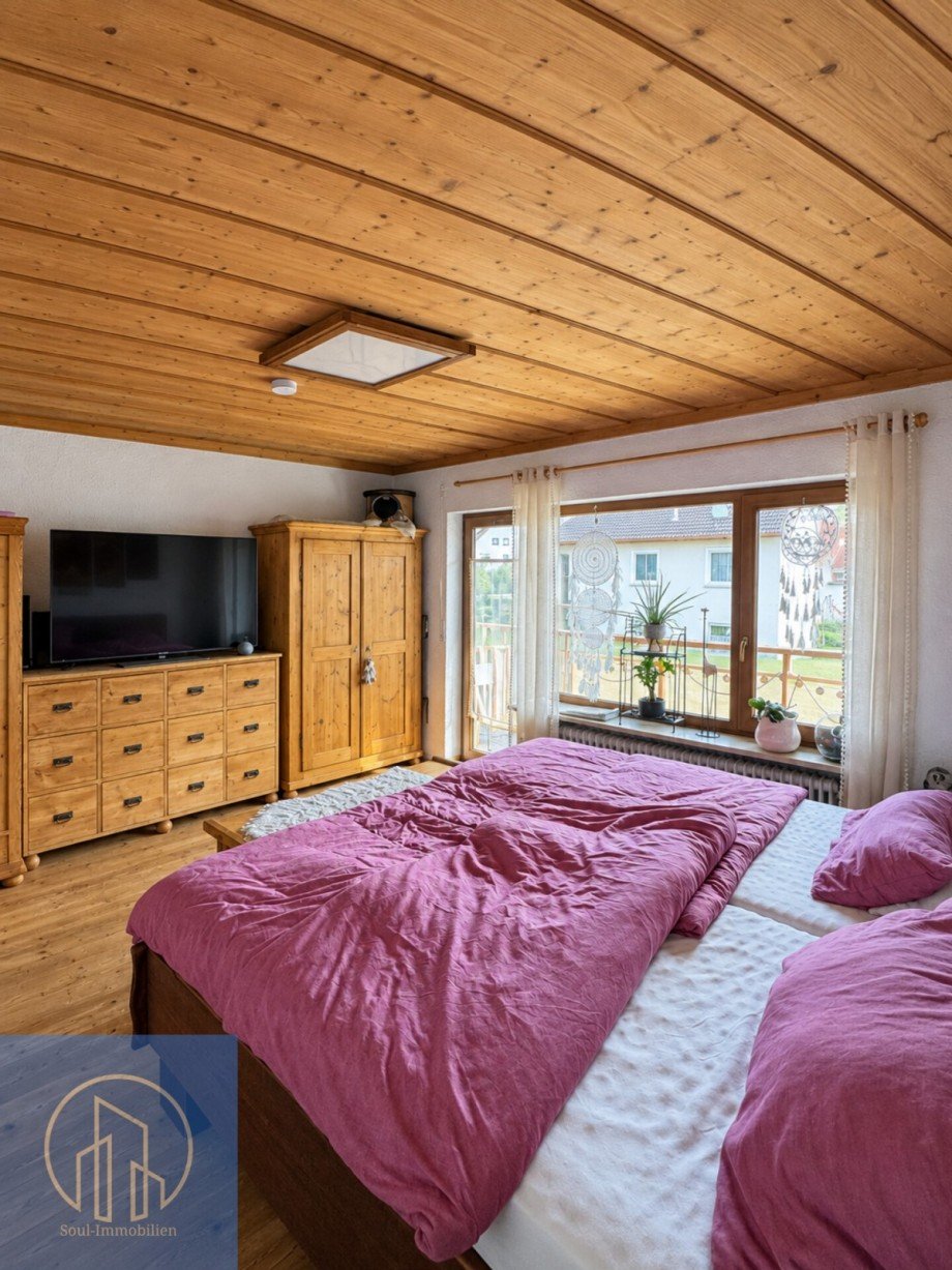2. OG - WO - Schlafzimmer 1.1 Mehrfamilienhaus Hersbruck