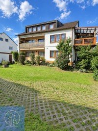 Bild (f6827220de6cd8af70c00ef5c38c836d): Drei Wohnungen, gro�er Garten, Pool und Werkstatt: Mehrfamilienhaus in Hersbruck